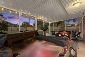 Family-Friendly Lakeland Home with Private Hot Tub!